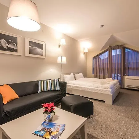 White Lavina & Otel 2*